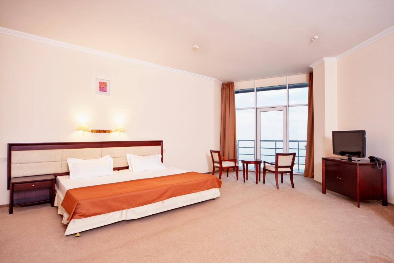 Bugaz Sea View Hotel Hrybivka Exterior foto