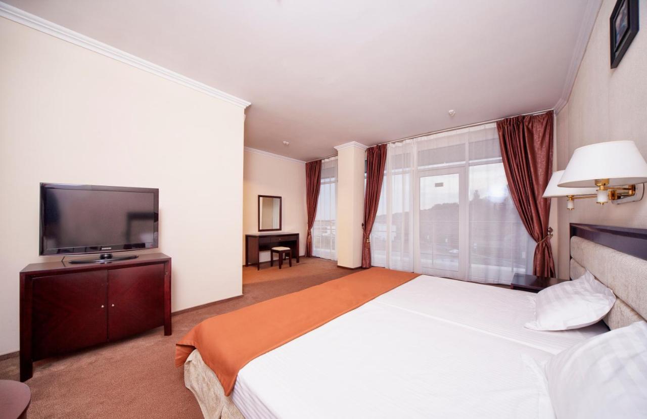 Bugaz Sea View Hotel Hrybivka Exterior foto
